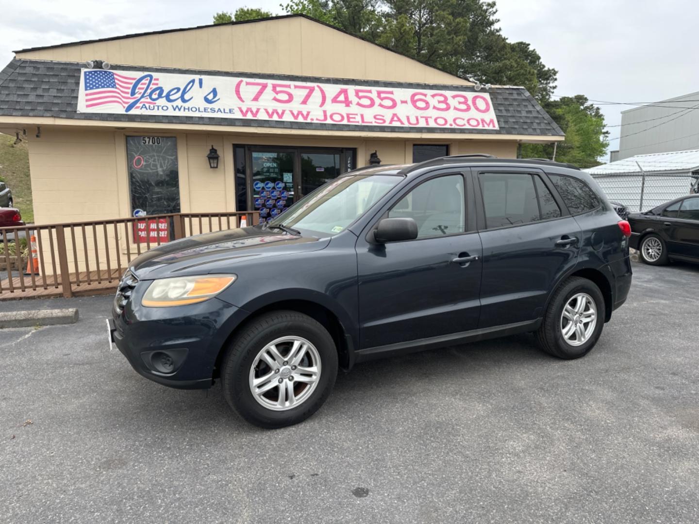 2011 Blue Hyundai Santa Fe (5XYZG3AB5BG) , located at 5700 Curlew Drive, Norfolk, VA, 23502, (757) 455-6330, 36.841885, -76.209412 - Photo#0